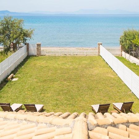 Terracotta Beach House 莱夫基米 外观 照片