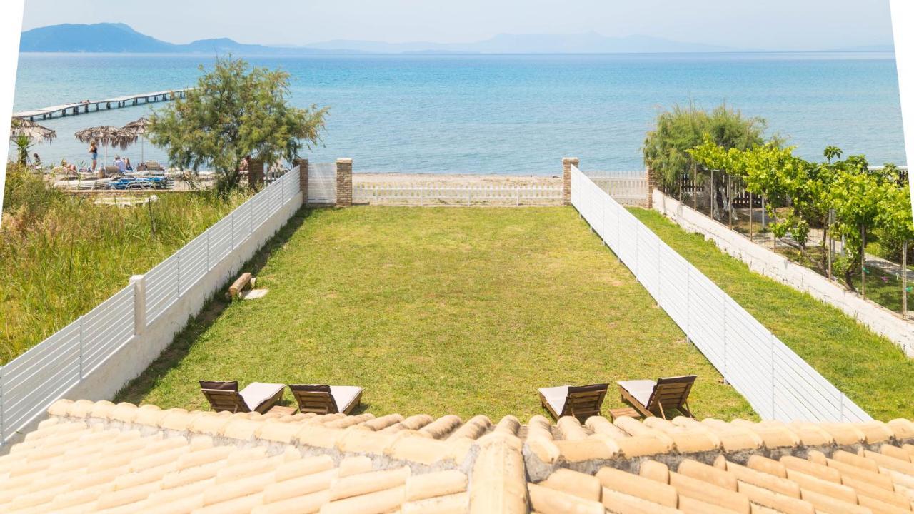 Terracotta Beach House 莱夫基米 外观 照片